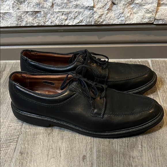 Allen Edmonds Wilbert Black Leather Oxford Shoes with rubber Soles size 12 main image 5